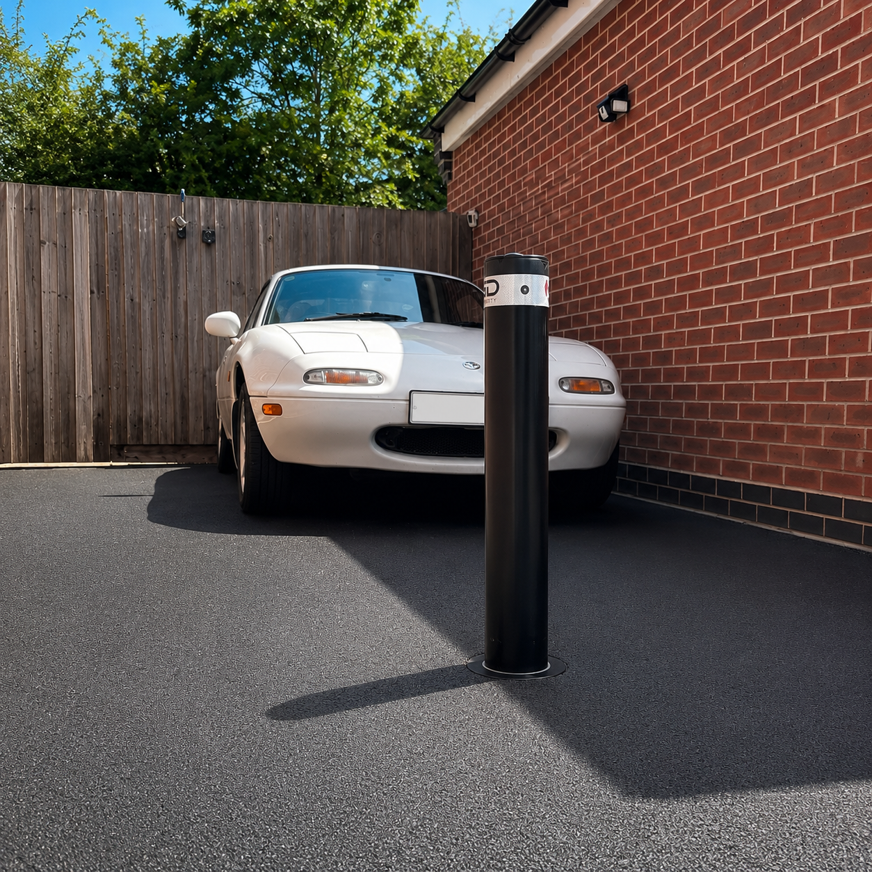 Sentry 700 Telescopic Bollard - 114mm x 700mm