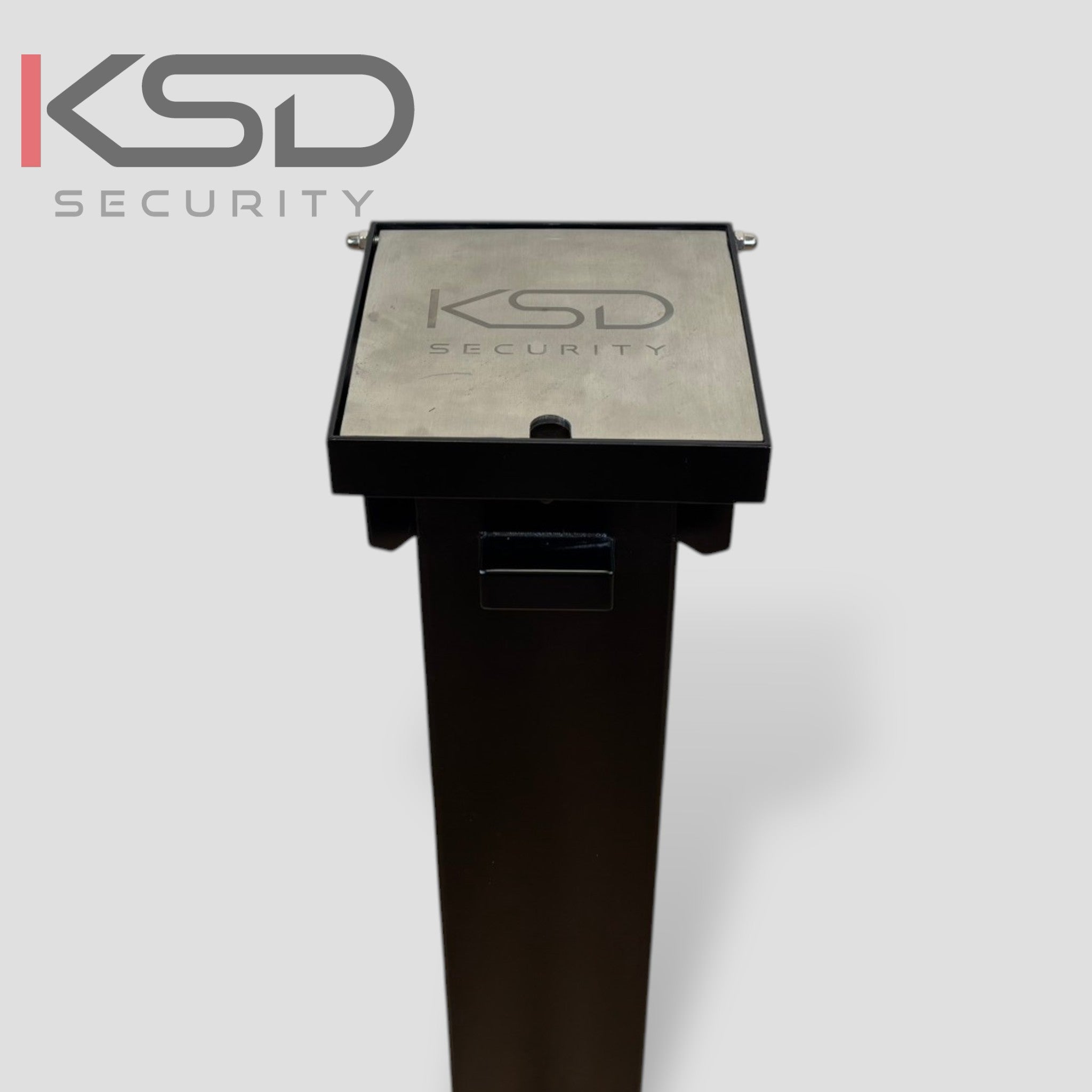 Telescopic Bollard - 114mm x 700mm