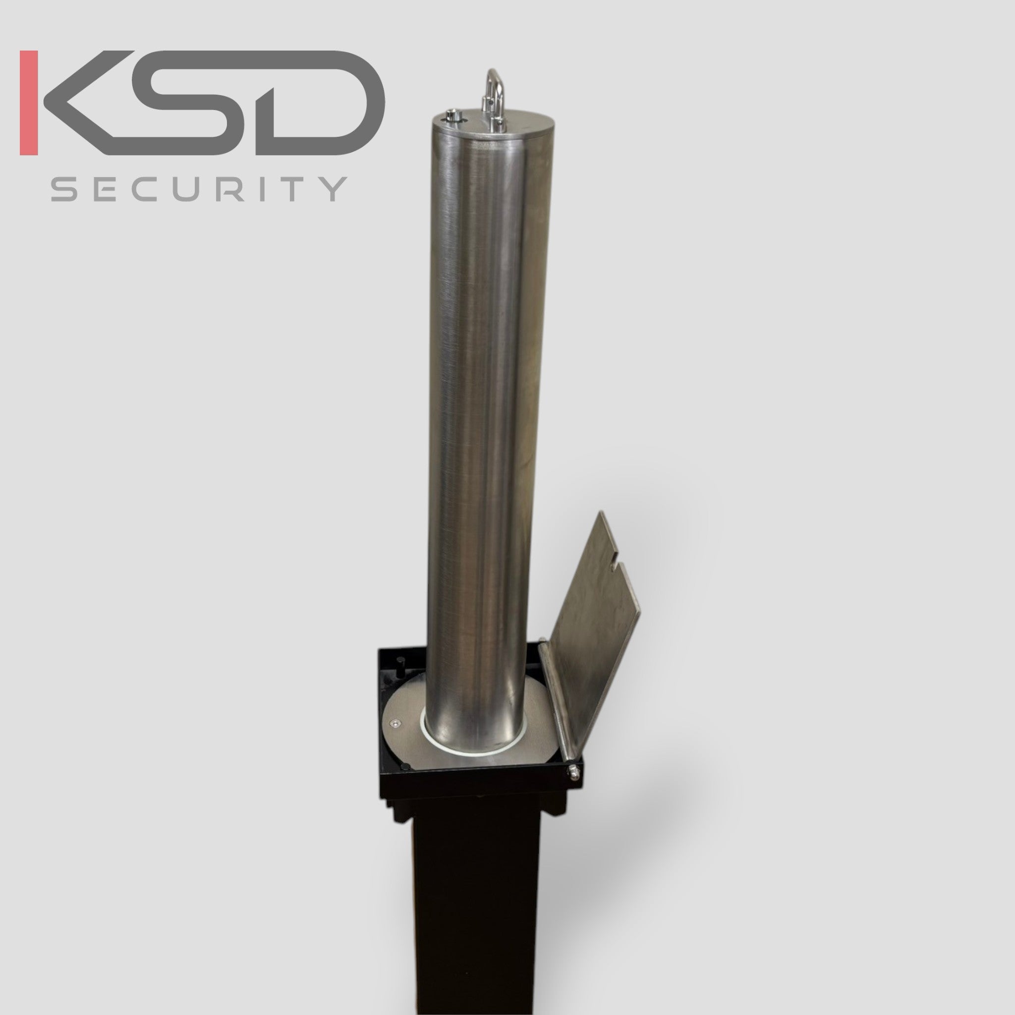 Telescopic Bollard - 114mm x 700mm